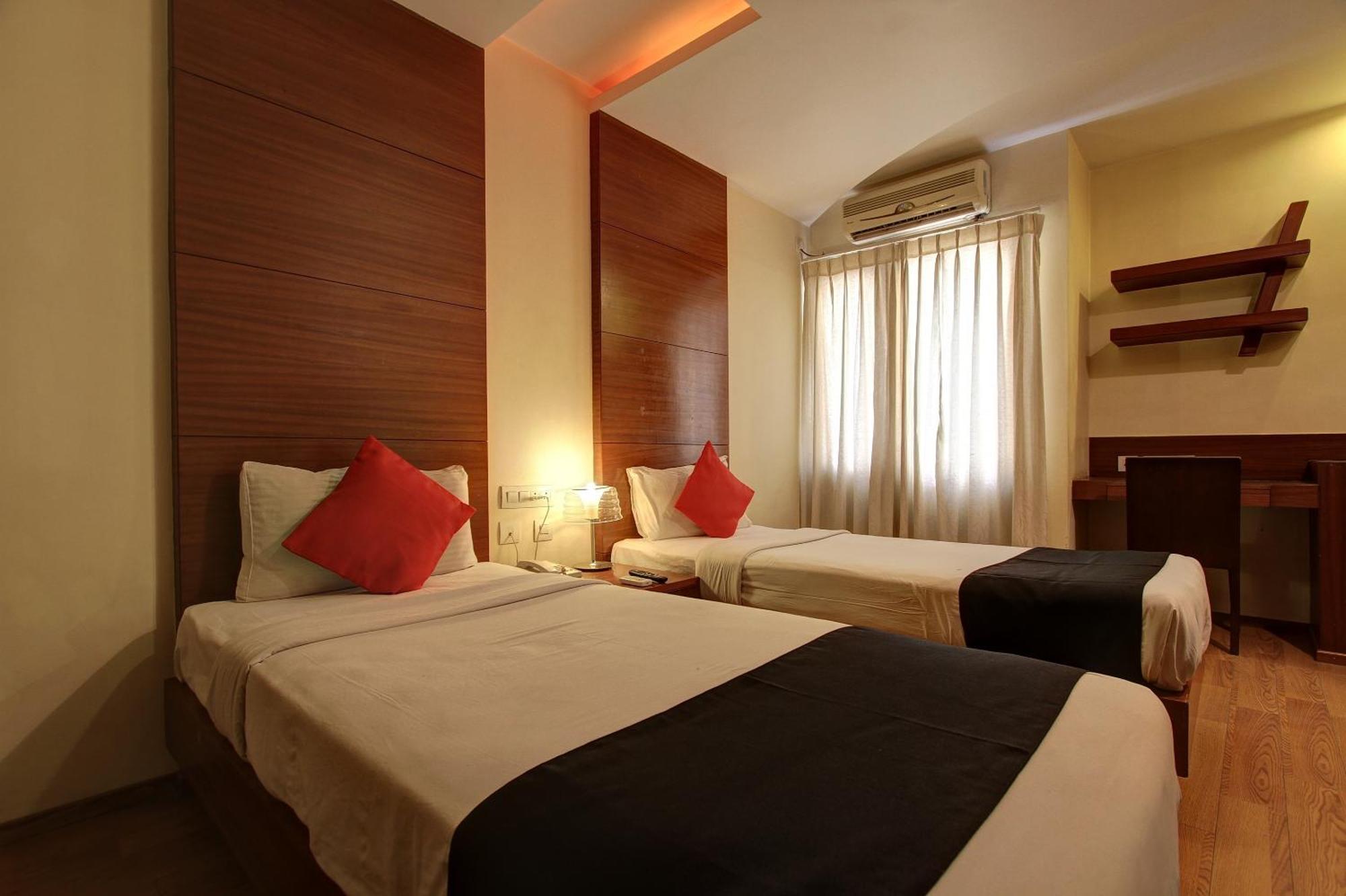 Townhouse Jp Residency Near Delhi Airport Hotel New Delhi Bagian luar foto