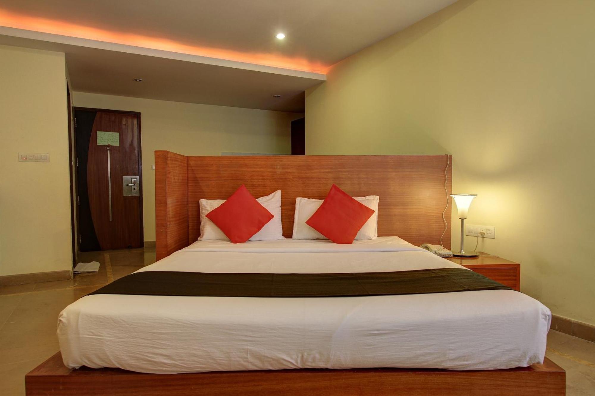 Townhouse Jp Residency Near Delhi Airport Hotel New Delhi Bagian luar foto